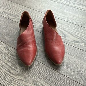 Bueno Flats - size 36